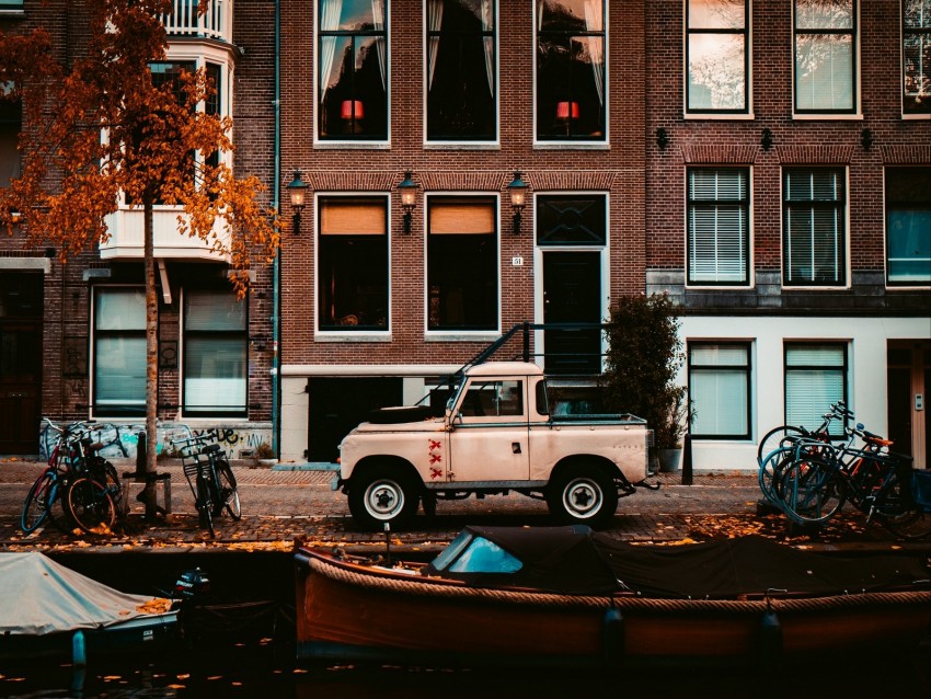 building, facade, car, pickup, old