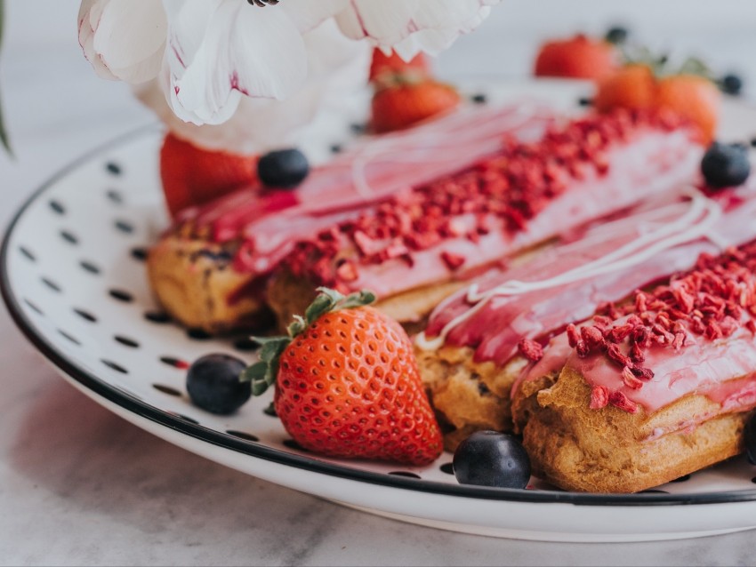 cake, strawberry, flowers, dessert, sweet, cream