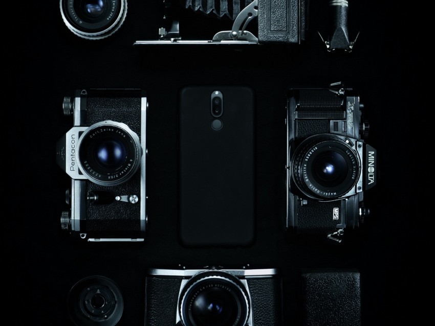 camera collection, vintage cameras, smartphone photography, film photography, photographic equipment