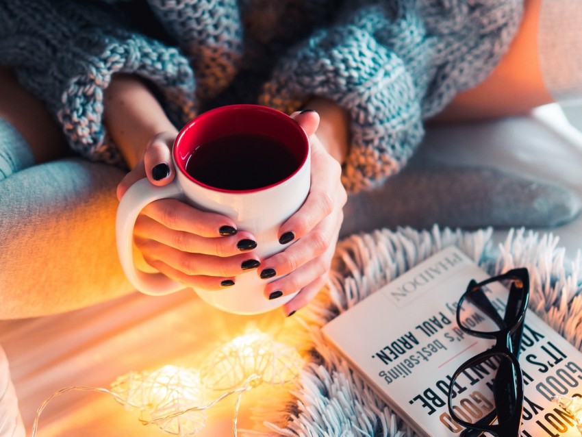 coffee, mug, hands, garland, comfort, mood