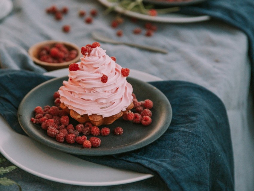 Dessert Cupcake Cream Raspberries Berries Background