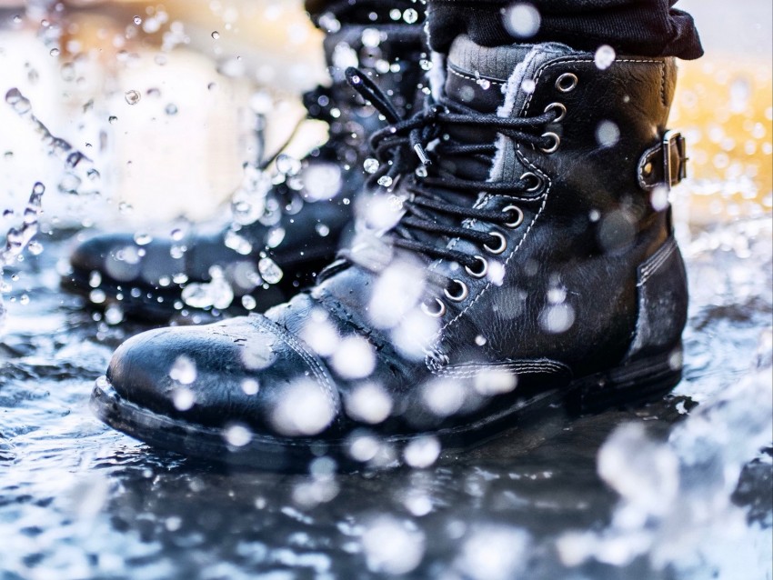 Feet Shoes Spray Puddle Water Background