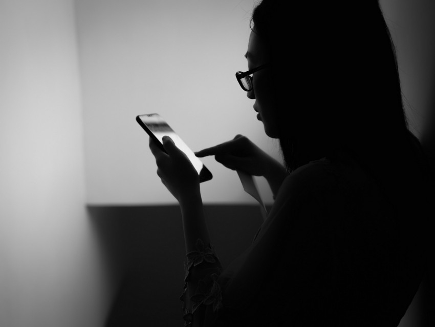 girl, phone, bw, dark, touch