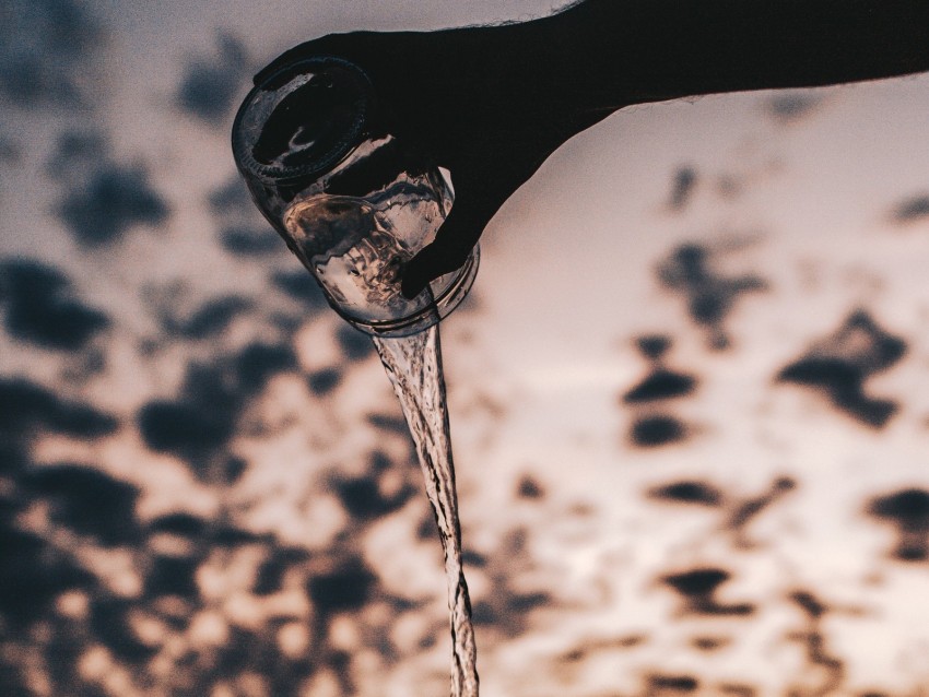 hands, jar, water, spray, dark