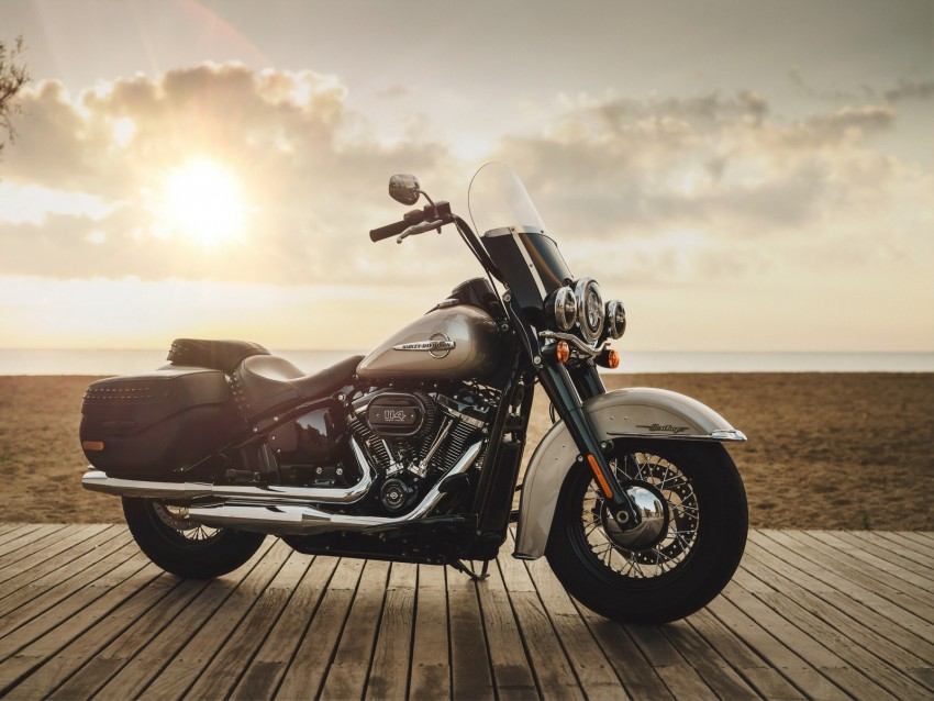 Harley-davidson Motorcycle Bike Side View Shore Horizon Background