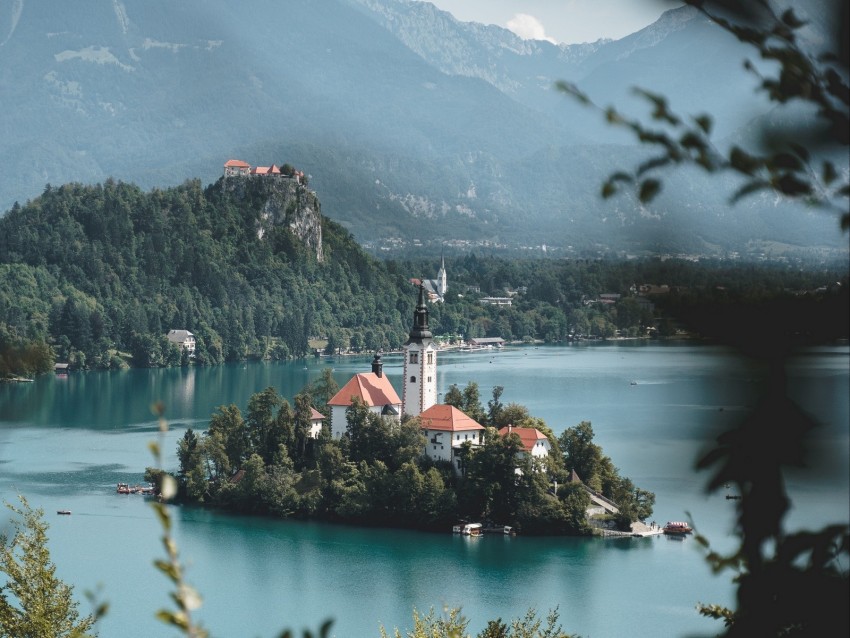 Island Lake Castle Mountains Nature Background