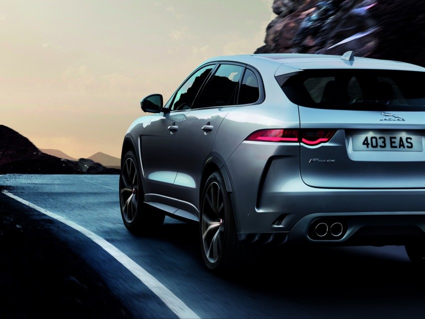 jaguar f-pace, jaguar, crossover, side view, movement