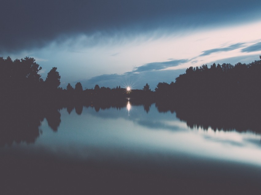 Lake Horizon Sunset Reflection Rays Background