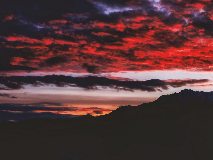 Mountains Clouds Night Horizon Dark Fiery Background