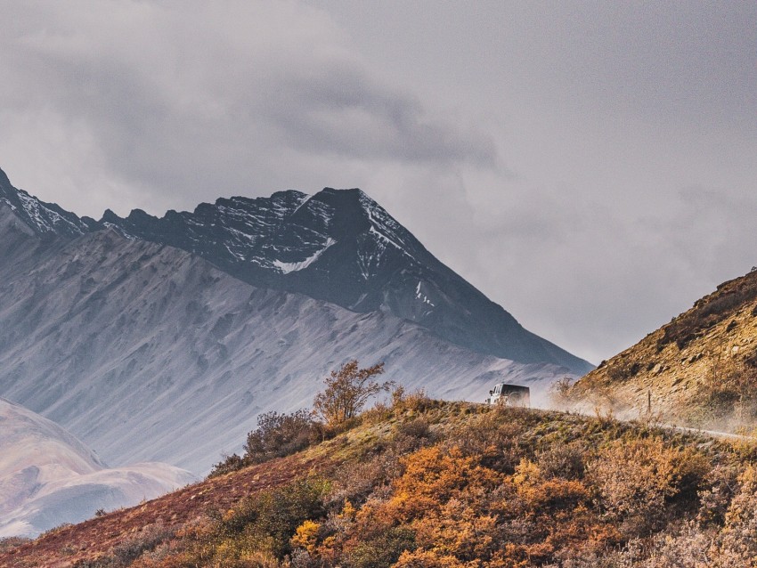 Mountains Peak Car Off-road Nature Background