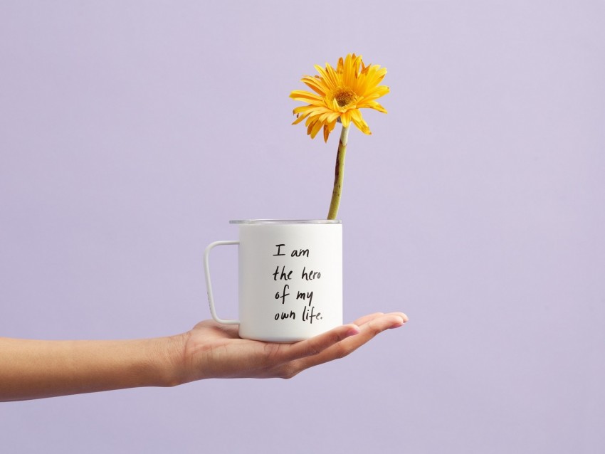 Mug Inscription Self-affirmation Motivation Flower Hand Background