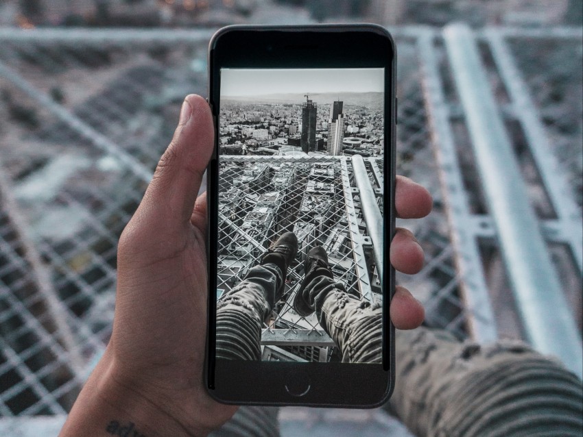 phone, hand, photo, roof, city, aerial view