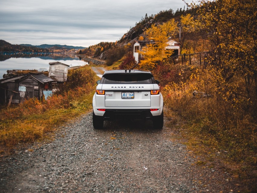 Range Rover Land Rover Suv Autumn Rear View Background