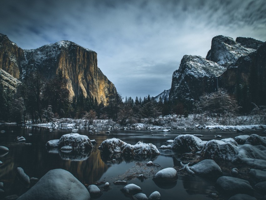 river, mountains, stones, shore, trees, cold, snowy