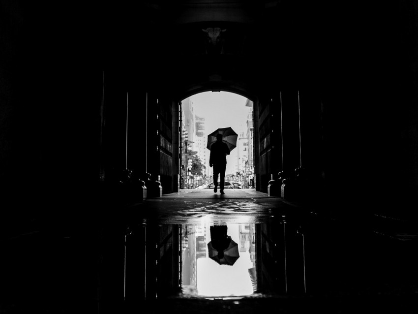 Silhouette Umbrella Bw Passage Dark Background