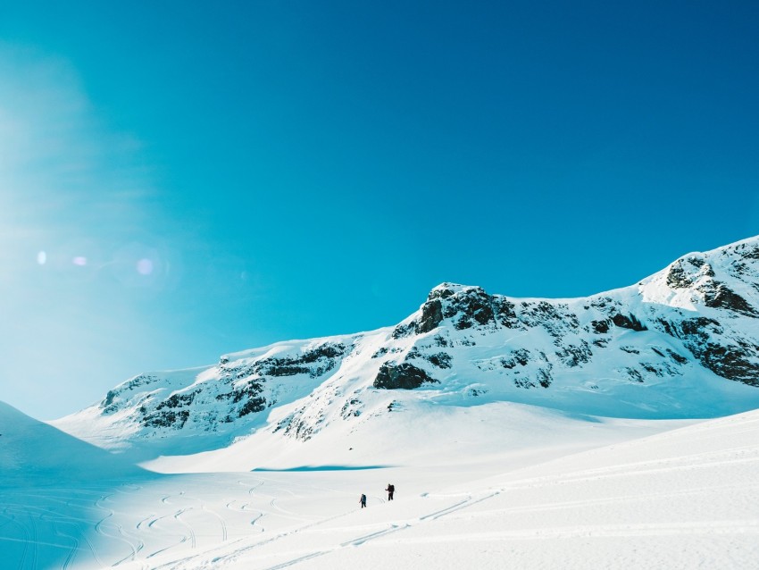 Skiers Tourists Snow Mountain Journey Background