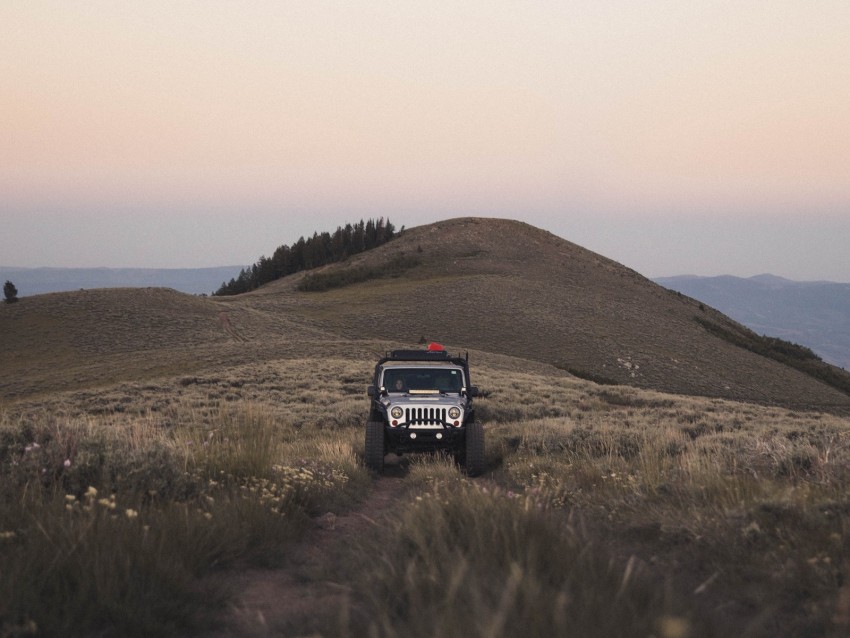 Suv Mountain Car Grass Off-road Background